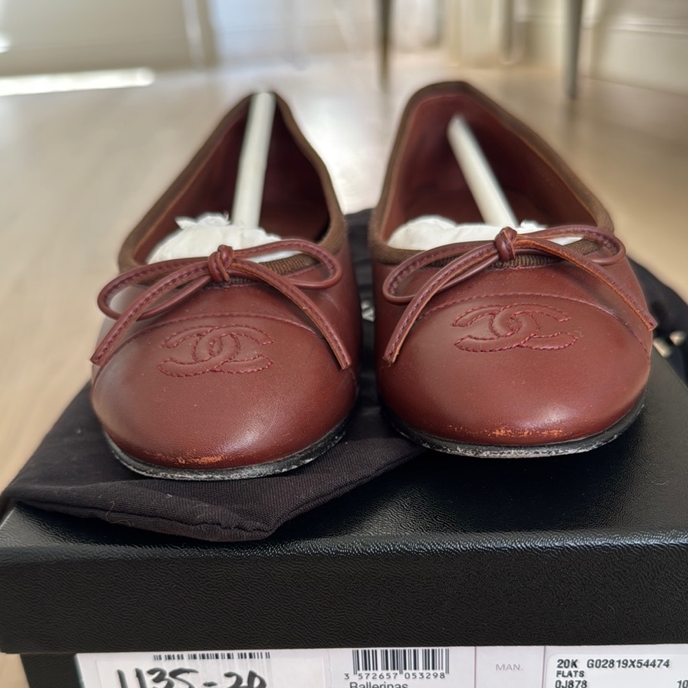 Chanel Brown Calfskin Ballerinas - Picture 2 of 10